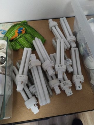 5 Focos empotrables Piedra + 20 Bombillas LED y