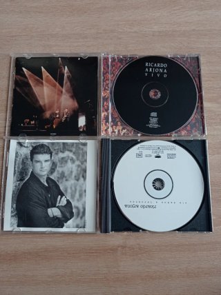 CD Ricardo Arjona Vivo y Sin Daños a Terceros