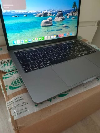 Macbook Pro M2 SEMINUEVO