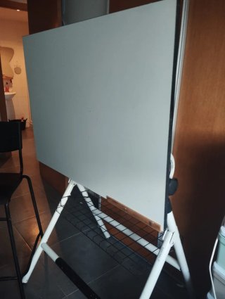 Mesa de Dibujo Rocada Blanca y Negra.Solo recogida