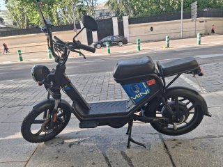 Moto Eléctrica EZI Mini 50 Scooter