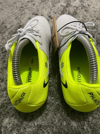 Chuteiras Nike Phantom GX II Academy SG-PRO AC