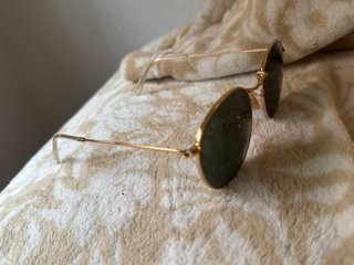Gafas de sol Ray-Ban doradas originales