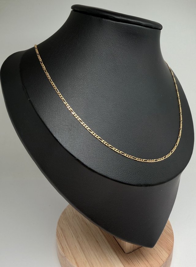 Cadena fígaro de oro de 18k. Peso: 2.24 gr