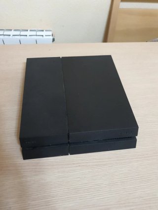 Sony PS4 con 2 controller