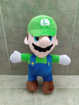Peluche Luigi de Super Mario Bros  (NUEVO)
