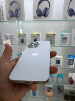 iPhone 16 Pro Max 512GB Blanco Batería 92%