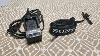 Cámara Sony Alpha A6400 +Jaula Smallrig + Baterías