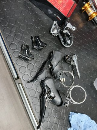 Cambio trasero Shimano 105