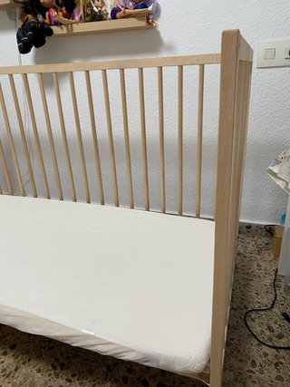Cuna de madera IKEA