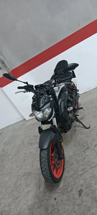 Yamaha MT-07 A2 Negra/Gris