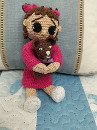 Muñeca Amigurumi tejida a mano
