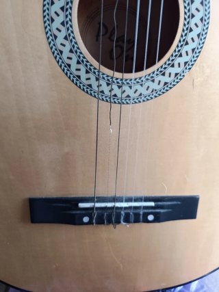 Guitarra Clásica Play On Roja