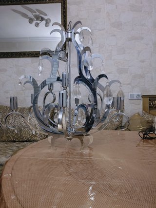 Lámpara de techo colgante de cristal y metal