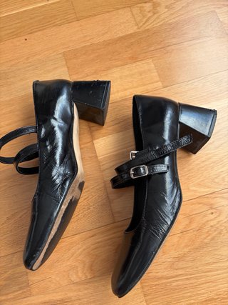 Zapatos de tacón negros