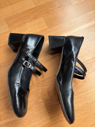Zapatos de tacón negros