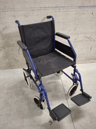 Sedia a rotelle con seduta 38cm