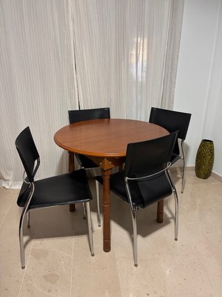 Mesa de comedor extensible de madera