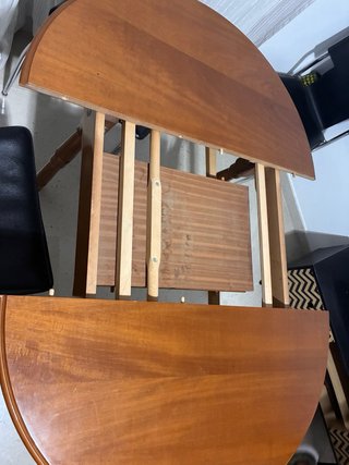 Mesa de comedor extensible de madera