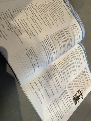 Synchronize 4 Workbook (Spain)