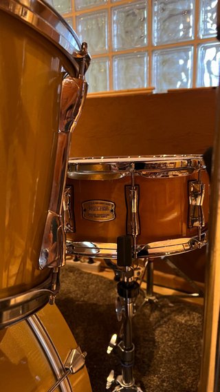 Batería Yamaha Stage Custom Advantage Oro de 2001