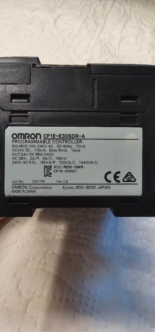 Omron SYSMAC CP1E Autómata Programable