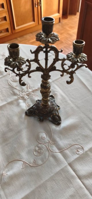Candelabro antiguo
