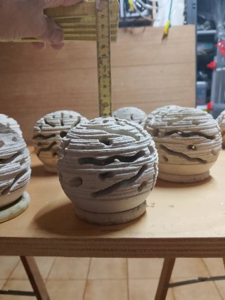 Porta candele in pietra lavorati a mano