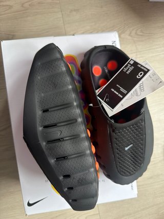 Zuecos Nike MIND 001 negros talla 38