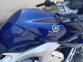 Yamaha FZ6