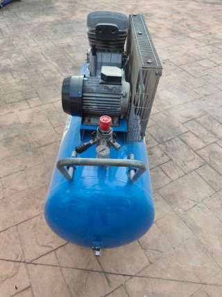 Compresor Mercury 270L Trifásico