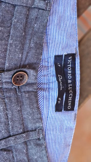 Pantalón corto Victorio & Lucchino gris