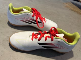 Bambas futbol sala Adidas F50 Talla 36