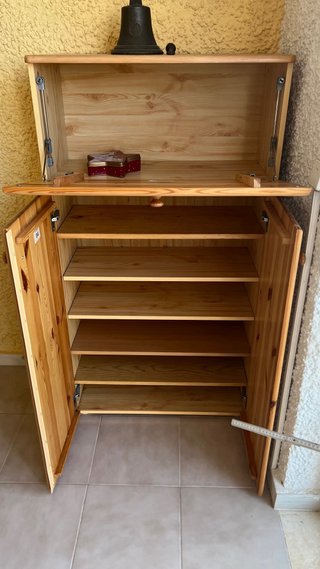 Zapatero de madera