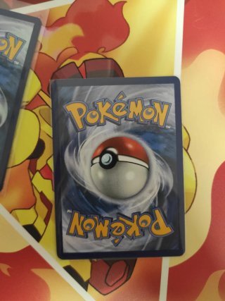 Eevee EX y Tyranitar EX Cartas Pokémon