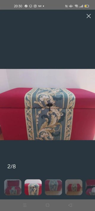 Baúl vintage rojo y madera