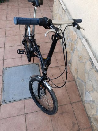 Bicicleta plegable.