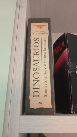 Enciclopedia prehistorica de Disnoraurios Sabuda