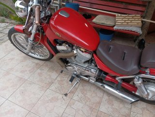 Suzuki Intruder vs800