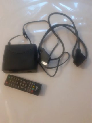 Reproductor TDT y Cable Antena