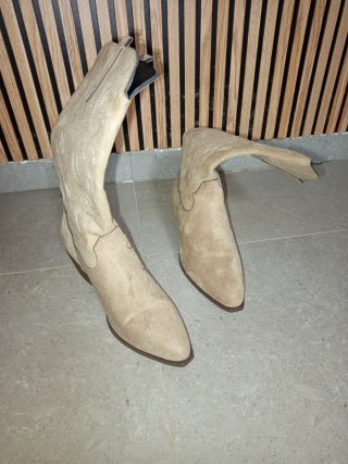 Botas de mujer beige