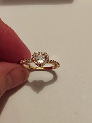 Anillo Pandora Corazón Oro