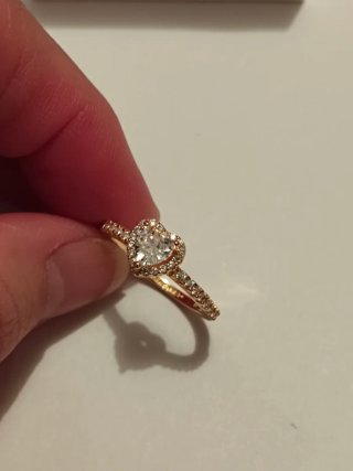 Anillo Pandora Corazón Oro