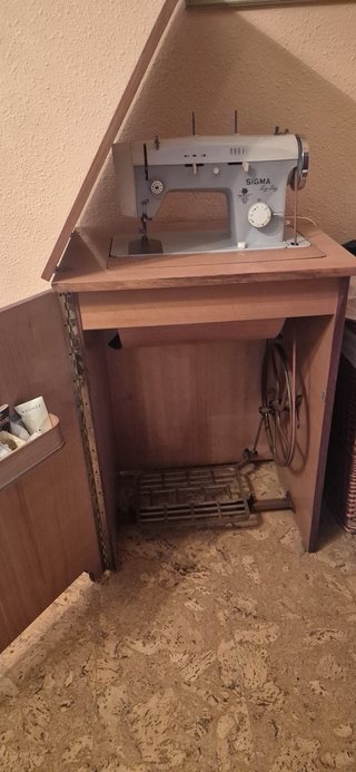 Máquina de coser SIGMA Zig-Zag clásica