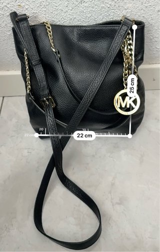 Bolso Michael Kors Piel Negro y Dorado