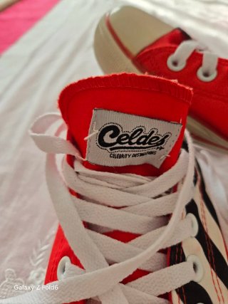 Zapatillas Celdes Talla 41