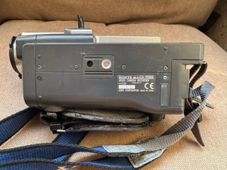 Videocámara Hi8 Sony DCR-TRV58E reproduce bien Vi8