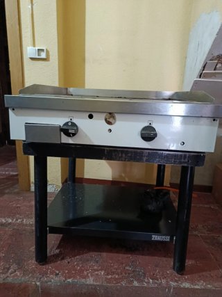 Plancha de gas Zanussi TB620