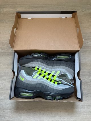 Nike Air Max 95 Neon