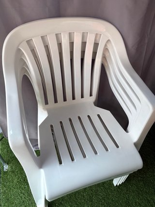 Sillas de jardín apilables de plástico blanco